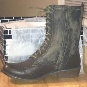 Dirty Laundry Lace Boot